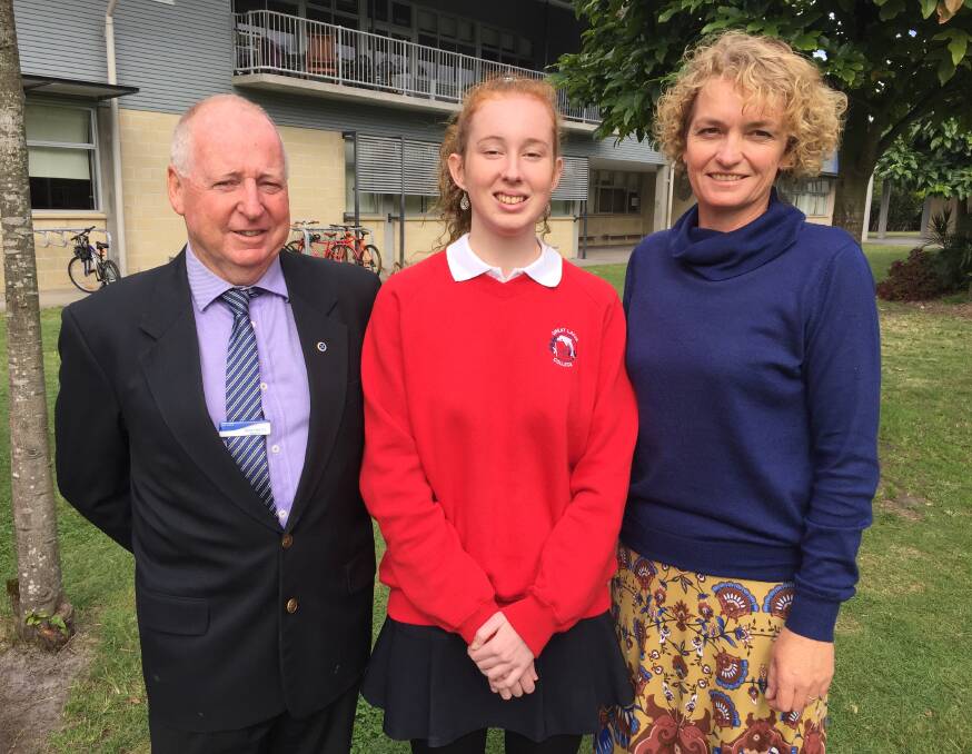 Great Lakes college senior campus, Tuncurry principal, Bob Henry and girls' adviser, Carla Gillis with Year 11 student, Gabrielle Smart.