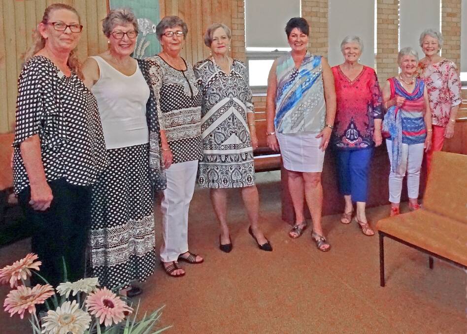 Pam from W-Lane,Quotarians Nerelle Duff and Margaret Weller, Colleen McGregor, Amanda from W-Lane, Quotarians Robyn Pascoe and Heather Dwyer, Maria Binskin.