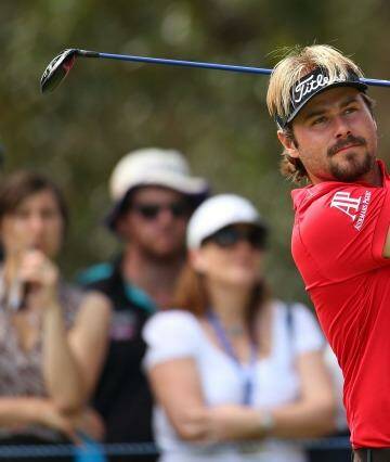 Victor Dubuisson showcased a fine long game on day two of the Perth International but couldn't buy a putt.