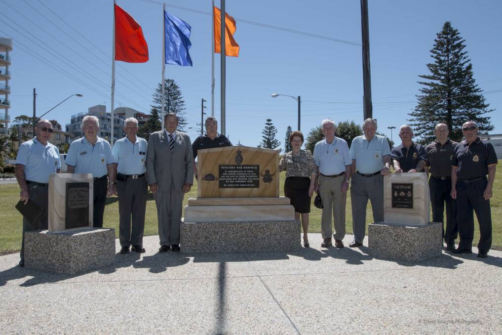 THE SPIRIT OF ANZAC: Forster Tuncurry RSL Sub branch president Frank Brady with members John Lynch, Alan Bosher, Federal Member for Paterson Bob Baldwin, Peter Willard, Great Lakes mayor Jan McWilliams, Graeme Kernick, Barry King, Ted Domanski, Wayne Felsted and Peter Hall.  
