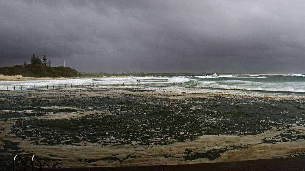Severe weather warning for Mid North Coast 