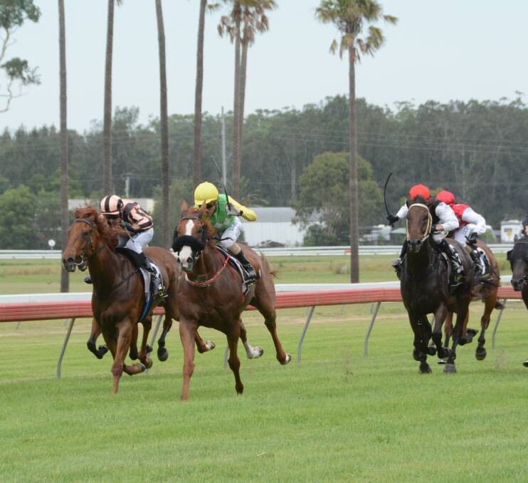 Maestro Tom; ridden by Wanderson D'Avila, took out the day's main event- The Tuncurry Beach Bowling Club Oyster Cup. 