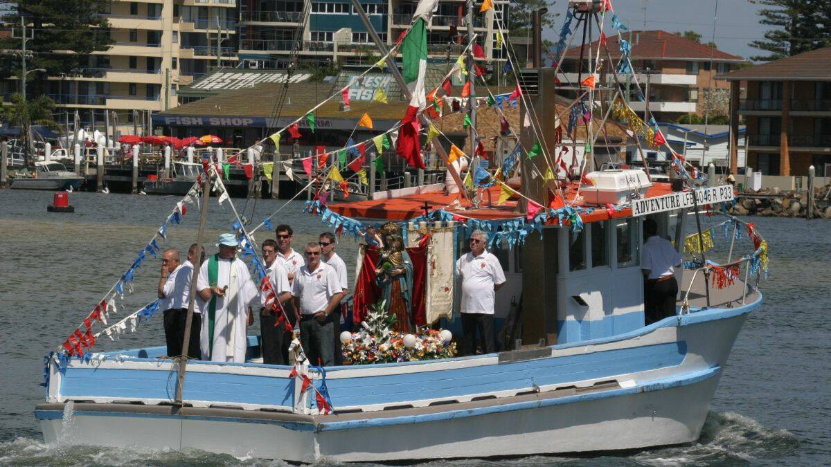 THROWBACK THURSDAY: a gallery of photos from the 2006 Blessing of the Fleet in Tuncurry