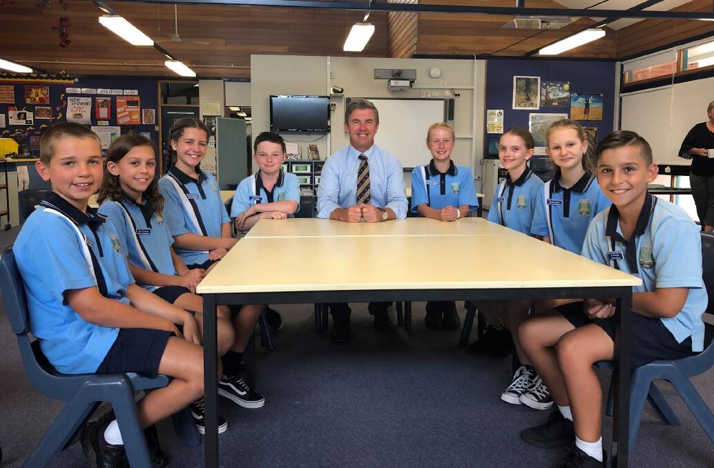Member for Lyne, Dr David Gillespie is encouraging students, including these school parliament representatives at Kendall Public School, to take part in the inaugural Prime Minister's Spelling Bee.