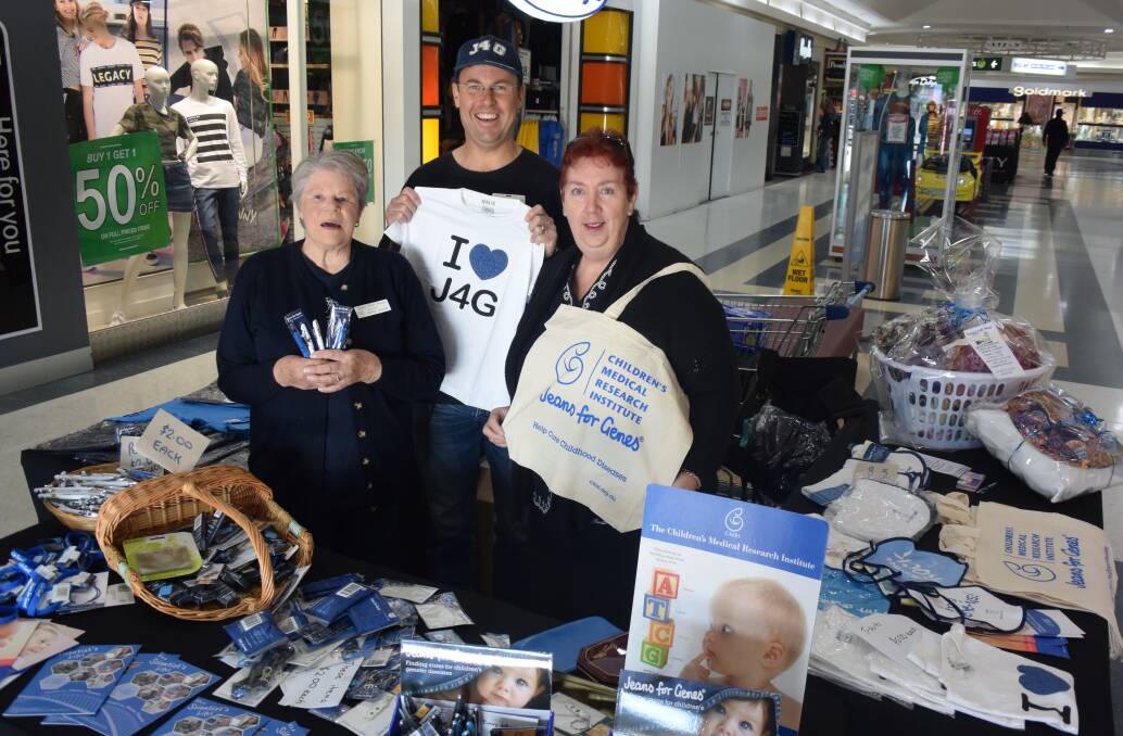 Back in 2018, Bruce Hopper was joined by Brenda Jackson and and Heather Bramble at the stall in Taree Central shopping centre.
