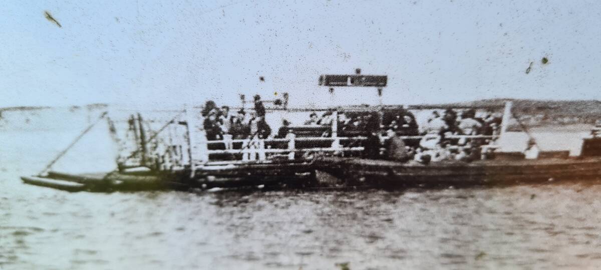 Fred Parsons took over the ferry services from Charles Blows in 1933 and during his time, introduced a ferry punt that was able to carry four cars.
