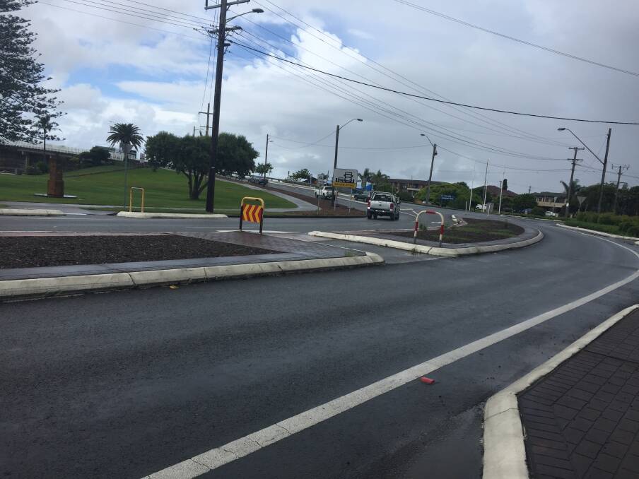 Resident proposes additional pedestrian crossing for Manning Street