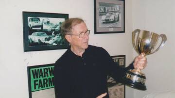  Niel Allen with his New Zealand Grand Prix winning trophy