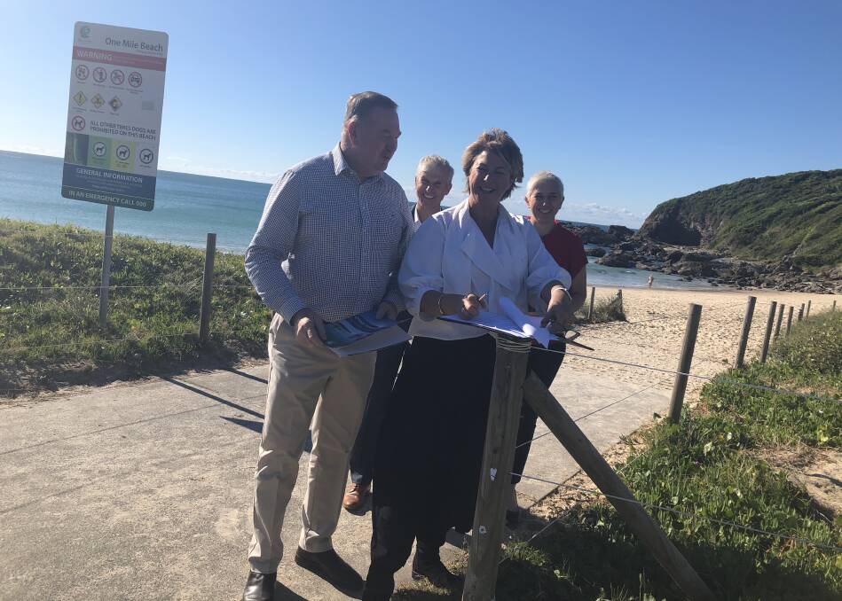 Minister for Water, Property and Housing, Melinda Pavey signs the historic Memorandum of Understanding to transform Crown reserves into tourist hubs.document at One Mile Beach, Forster earlier this year, withlocal member, Stephen Bromhead, Crown Land Commissioner, Prof Richard Bush and Crown Land deputy secretary, Melanie Hawyes.