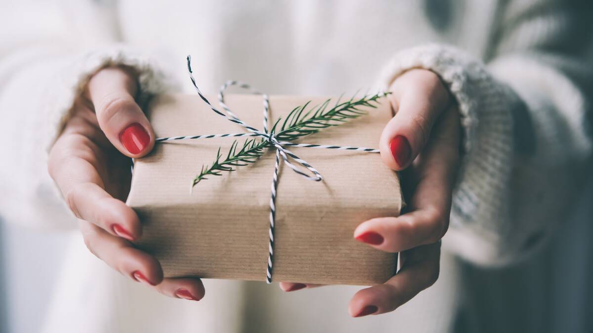 7 tips on finding the perfect gift when on a budget