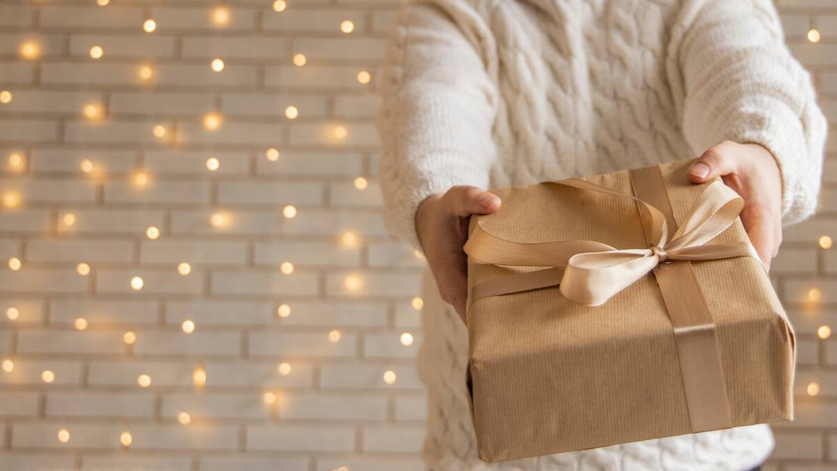 7 tips on finding the perfect gift when on a budget