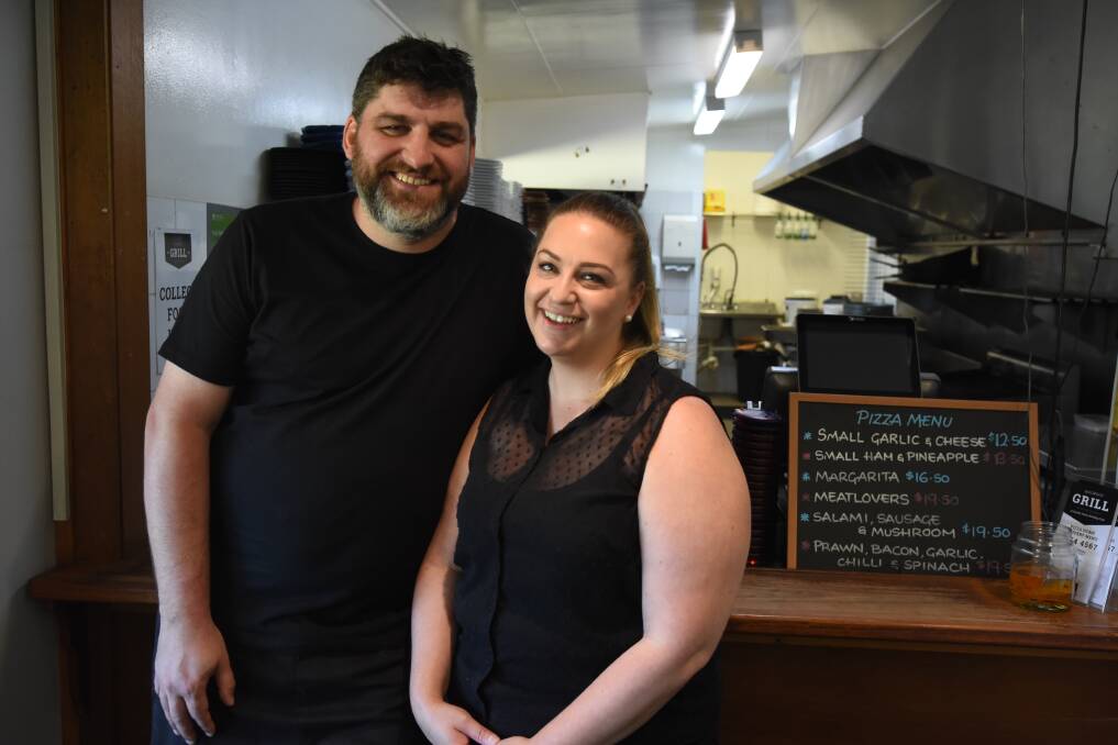 Jye and Kelly McKillop of Macwood Grill have been serving the Pacific Palms and Smiths Lakes communities with fresh tasty food since 2017. They have a growing audience of tourists and home delivery customers.
