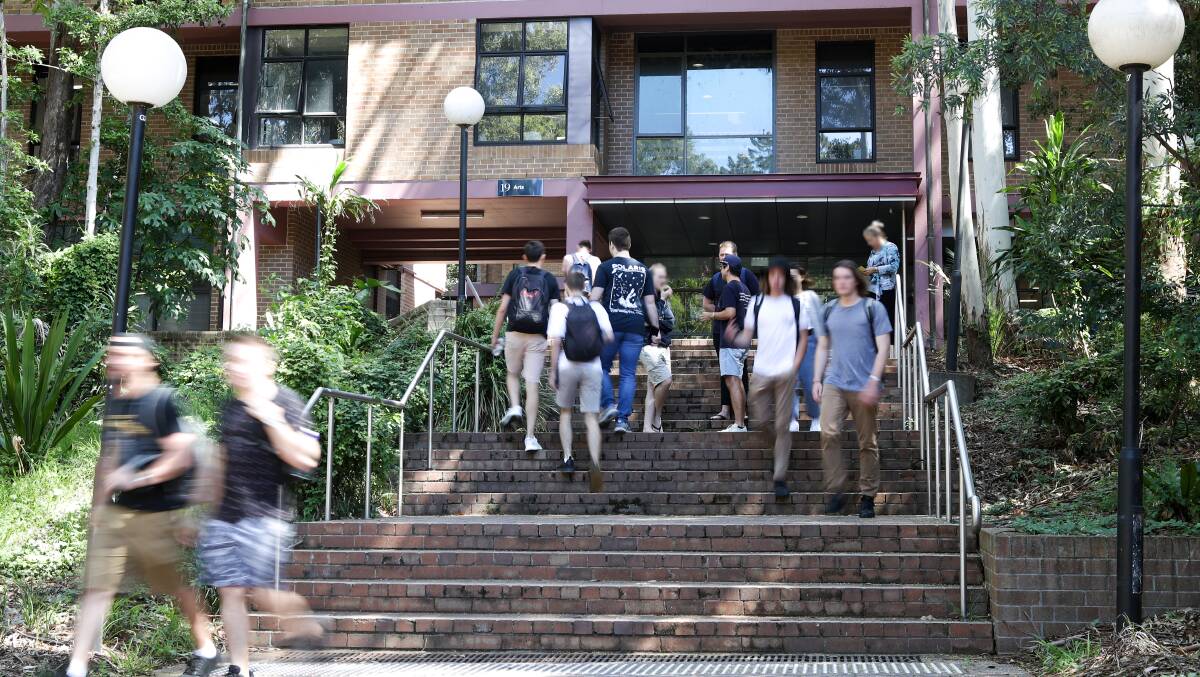 WELCOMED: Students at the University of Wollongong. NSW Premier Gladys Berejiklian is proposing to use one-third of the state's hotel quarantine slots to bring in international students and skilled migrants, starting in January. Picture: Adam McLean.
