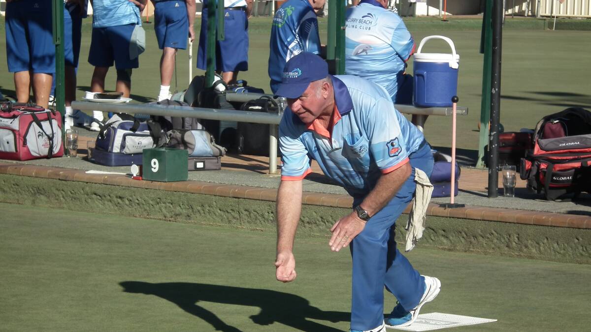 Zone 11 bowls tightens at the halfway mark