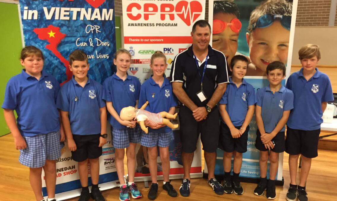 Students from Nabiac Public School with NSW Primary School CPR Awareness Campaign instructor, Cameron McFarlane.
