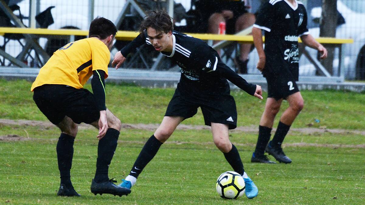 With two rounds of the Men's Southern League remaining, Wallis Lake have left the door open for nearest rivals Tuncurry Forster ZPL.