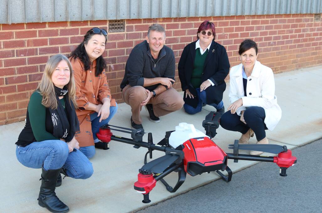 Project team members NSW DPIE, Hillary Cherry, CSU Associate Professor Lihong Zheng, Dr Remy Dehaan and Dr Jane Kelly CSU and NSW DPIE, Wendy Menz. Photo supplied