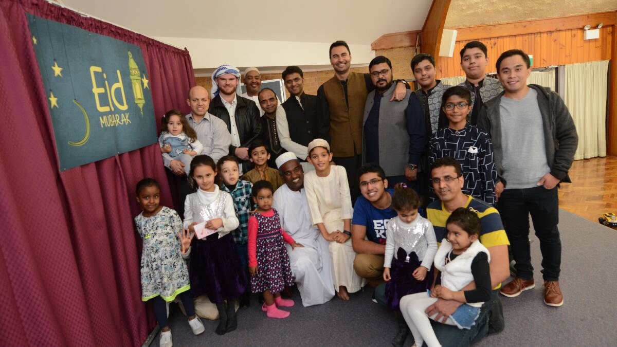 Community comes together to celebrate end of Ramadan