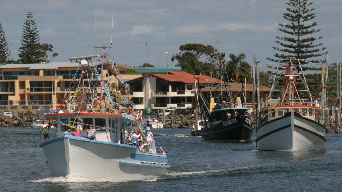THROWBACK THURSDAY: a gallery of photos from the 2006 Blessing of the Fleet in Tuncurry